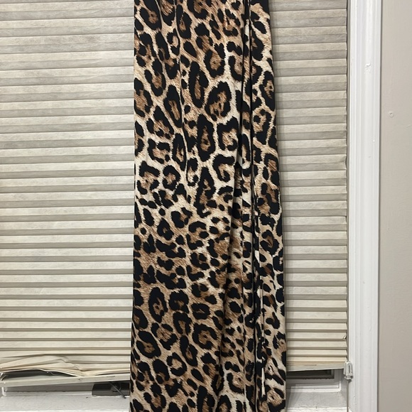 Bisou Bisou long maxi leopard dress - Picture 3 of 6